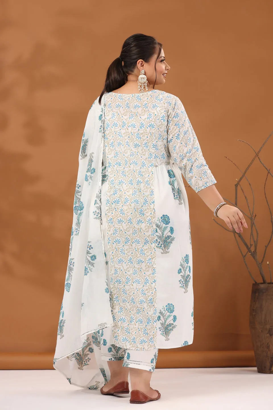 Plus Size White & Turquoise Blue Ethnic Printed Flared Kurta With Pants & Dupatta